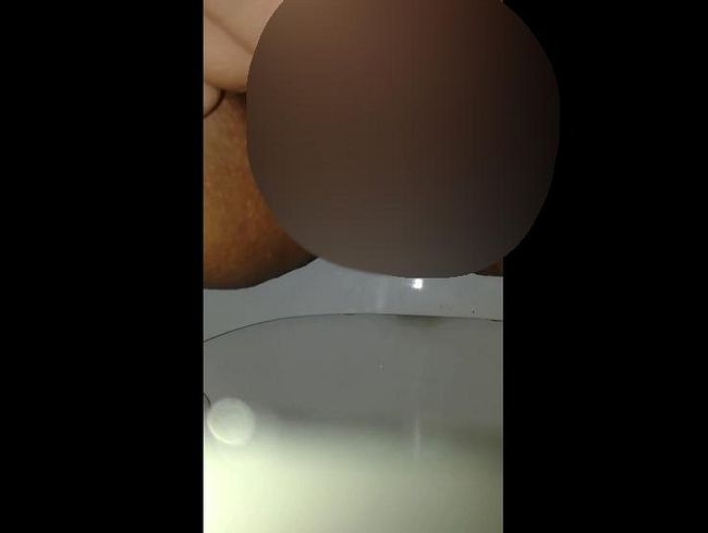 Ein geiler toilettenbesuch