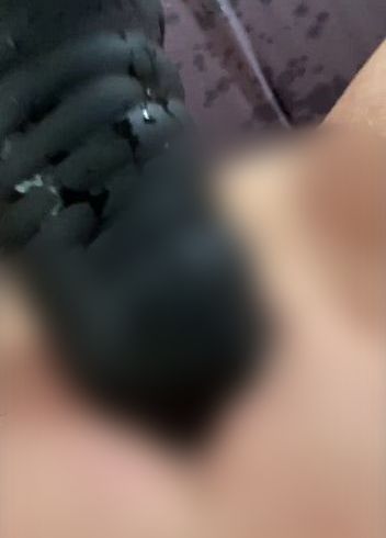 Was schwarzes für‘s Loch….wenn kein schw**z zur Verfügung steht